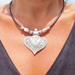 Bohemian Retro Oversized Silver Heart & Silver Bead Shaped Pendant Necklace